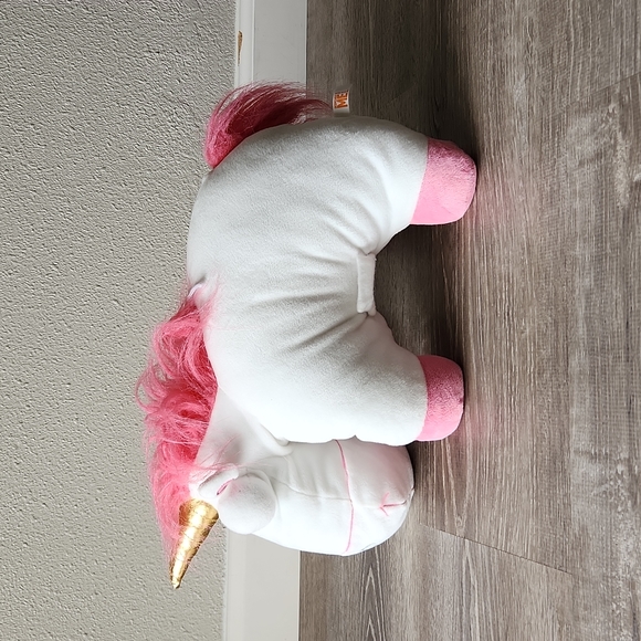 Despicable Me Unicorn Pillow Pet Style Stuffed Animal 20" X 13" - Picture 4 of 12